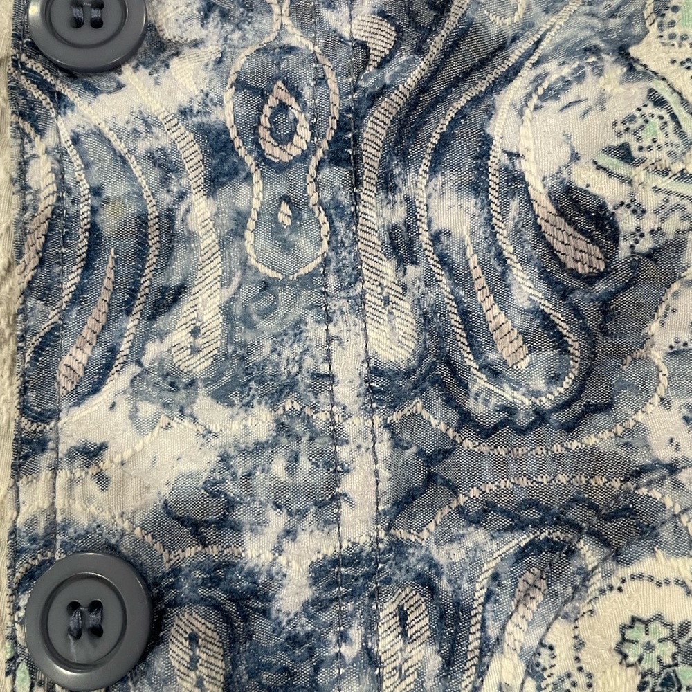 Jacket - Picture 2 of 5